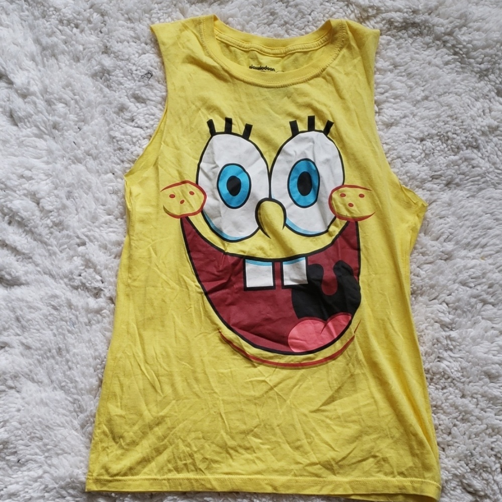 Muscle tee